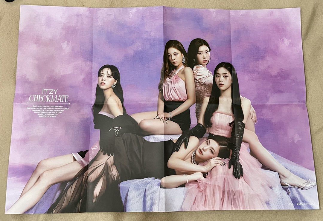 Itzy Checkmate Album Poster (Category: K-Wave Merchandise) located in Daraga. Submitted by iamhayleygrace (Listing ID 1446186543, Image 1). Description: ⋆. 𐙚˚࿔ decluttering 𝜗𝜚˚⋆ ₱10 each mod: jnt direct (albay) mop: gcash dop: 3 days no rush shipping ꕀ all items are onhand and official ꕀ no to sensitive buyer.