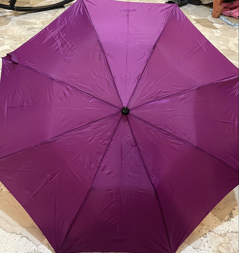 Japan sourced umbrella (Category: Umbrellas) located in San Fernando. Submitted by japansurpluselyu (Listing ID 1446184049, Image 1). Description: .