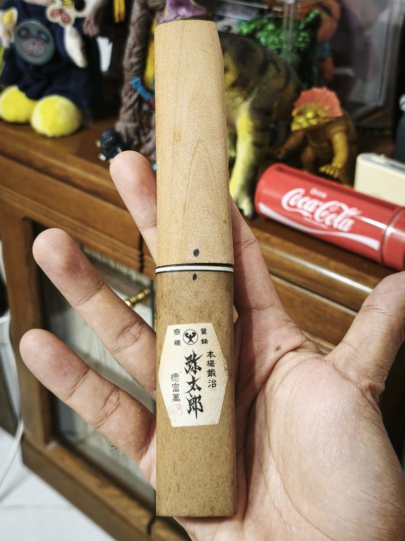 Japanese Crafting Knife (Category: Knives & Chopping Boards) located in Candon. Submitted by ylocos_thrifts (Listing ID 1446308652, Image 3). Description: Japanese Crafting Knife Good Condition.