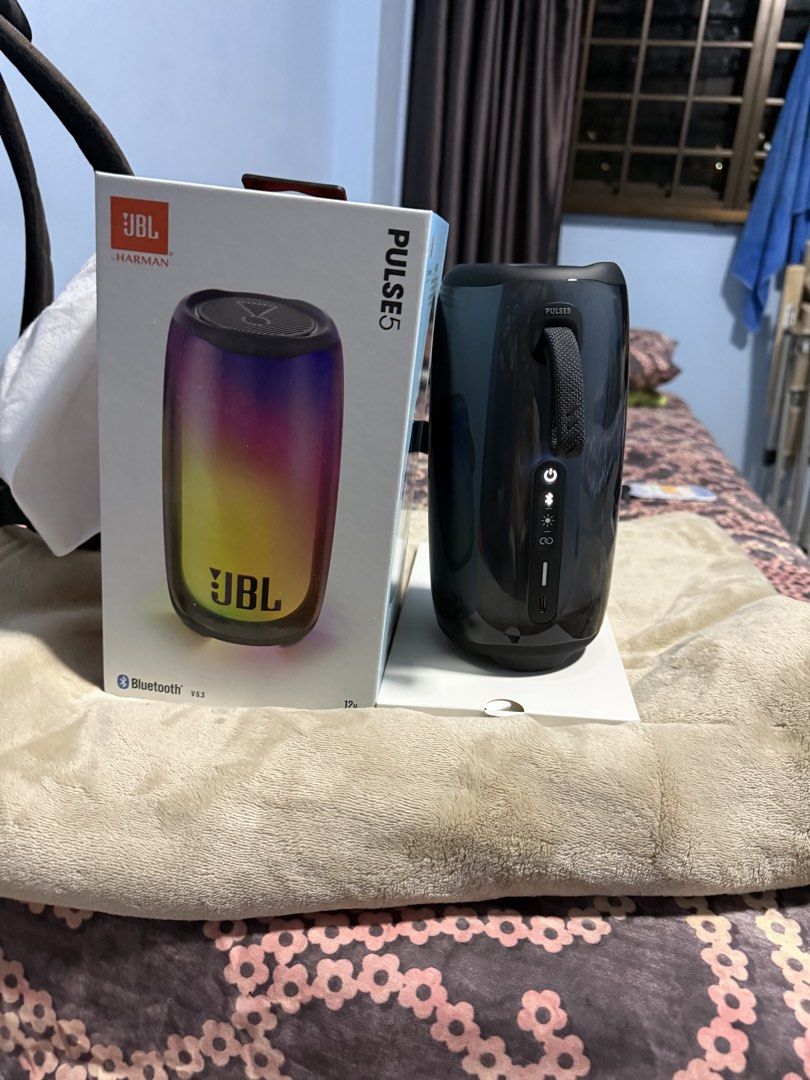 JBL Pulse 5 Bluetooth Speaker with Light Show494117436010024961