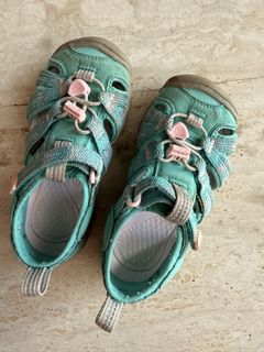 (Category: ) located in . Submitted by messimummy (Listing ID 1446175678, Image 1). Description: .