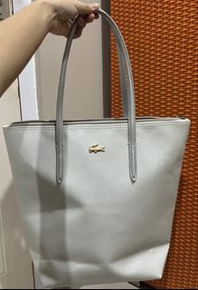 (Kategori: ) berada di . Dikirim oleh jual_preloved_murah_ori (ID iklan 1446307104, Gambar 1). Deskripsi: .