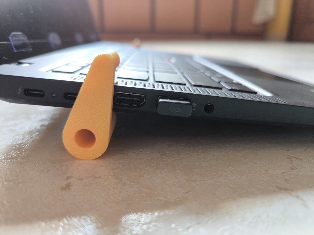 Laptop Stand493610482816798722