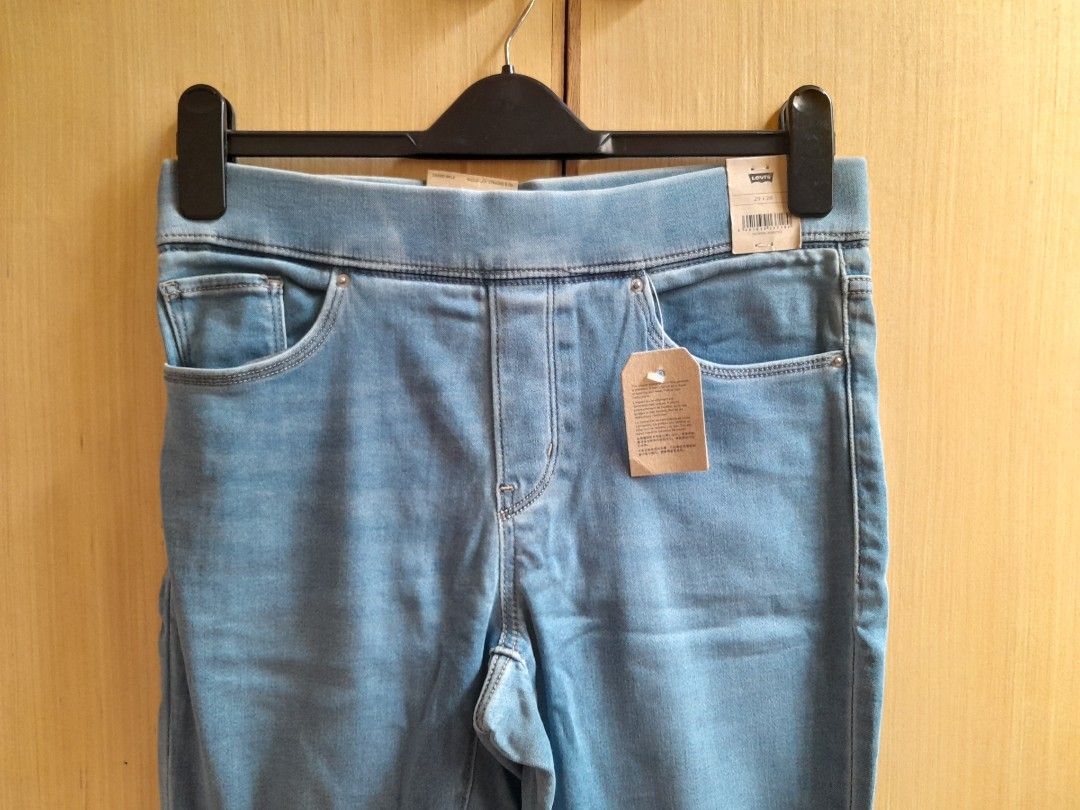 Levis mid rise jeggings size 28 (Category: Other Bottoms) located in Quezon City. Submitted by tchalamett (Listing ID 1446182344, Image 3). Description: levis mid rise shaping jeggings size 28 brandnew with tag authentic.