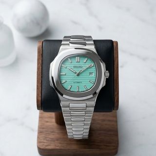(Category: ) located in . Submitted by cheri.watches (Listing ID 1446301739, Image 1). Description: .