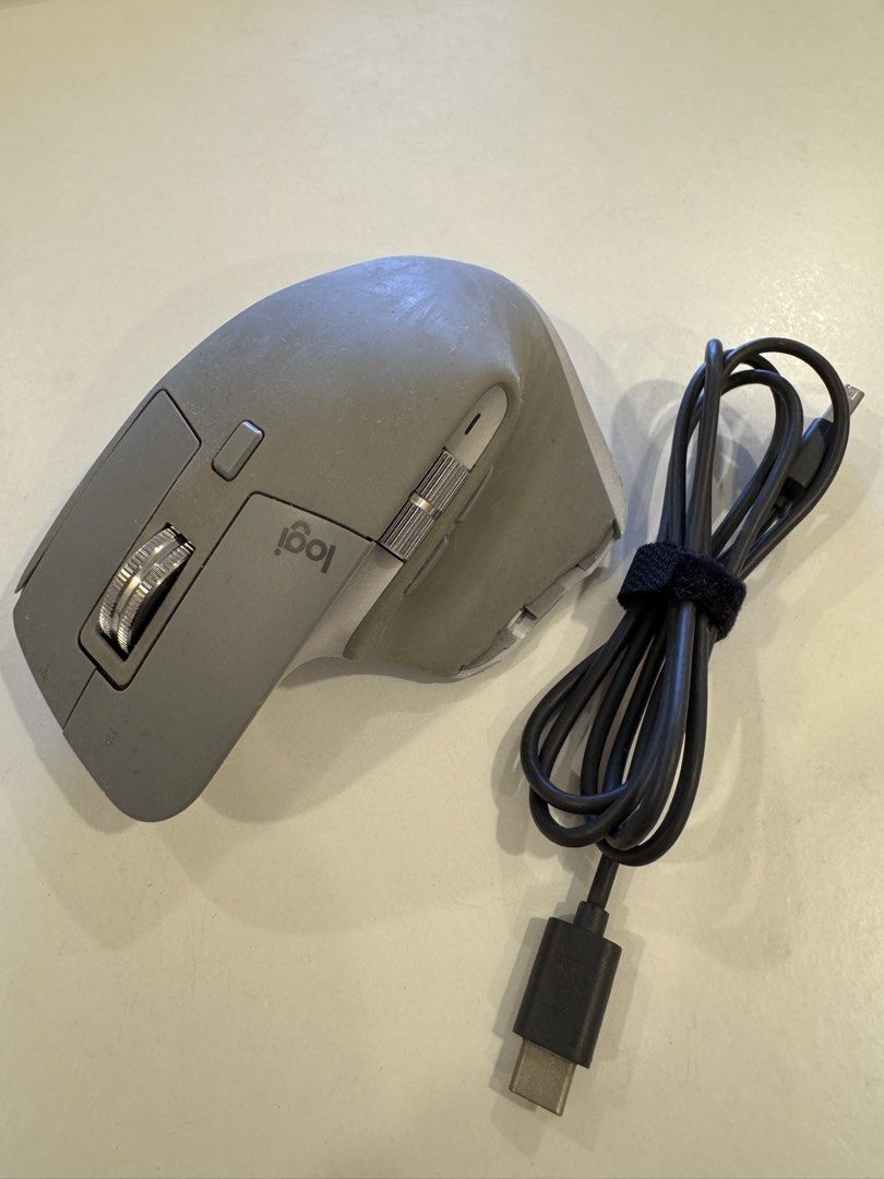 Logitech MX Master 3 Wireless Mouse - Light Grey493593473518807041