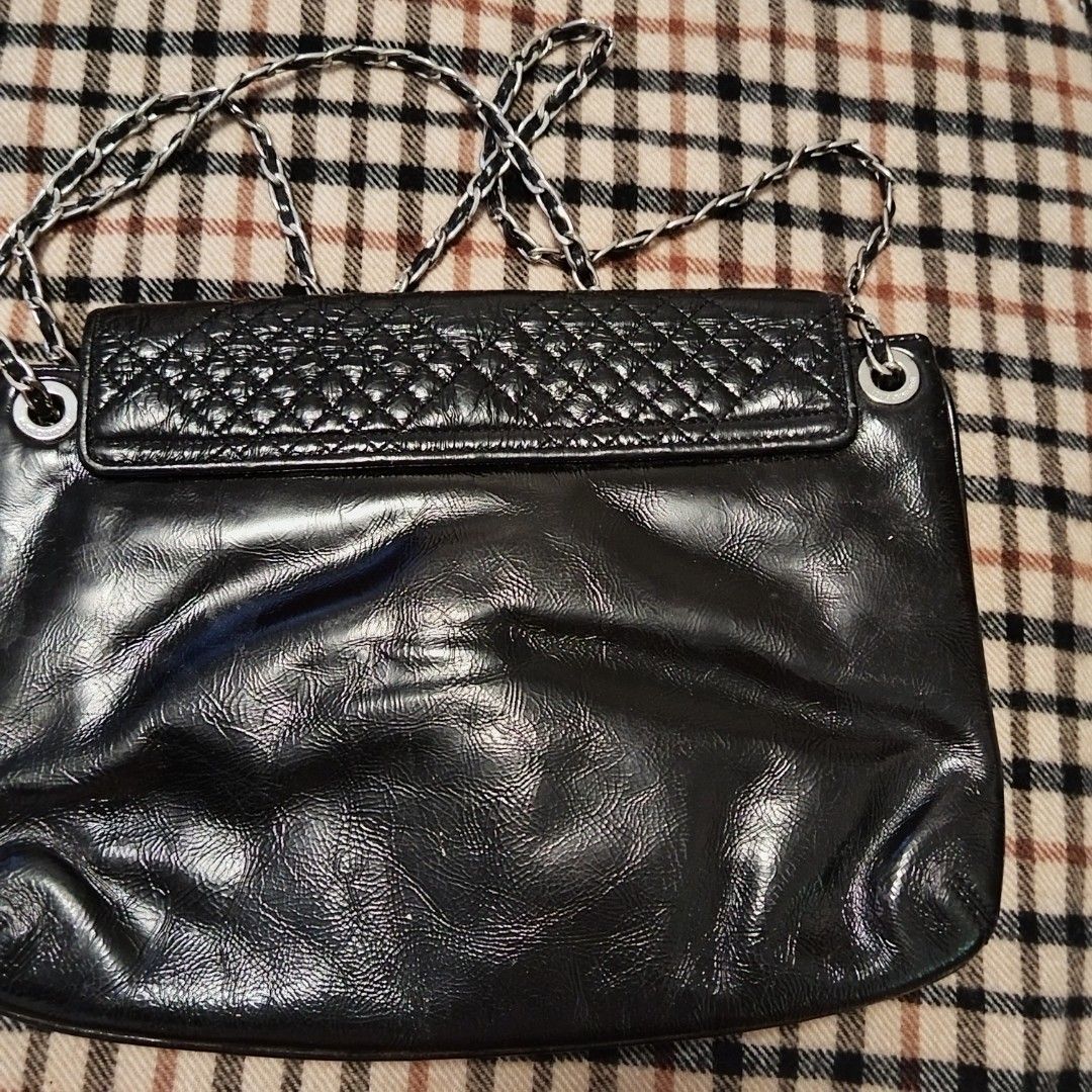 Louise Quatorze Chain Bag (Category: Luxury Bags & Wallets) located in Bulacan. Submitted by brandedbagspreloved (Listing ID 1446208211, Image 3). Description: .