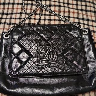 (Category: ) located in . Submitted by brandedbagspreloved (Listing ID 1446208211, Image 1). Description: .