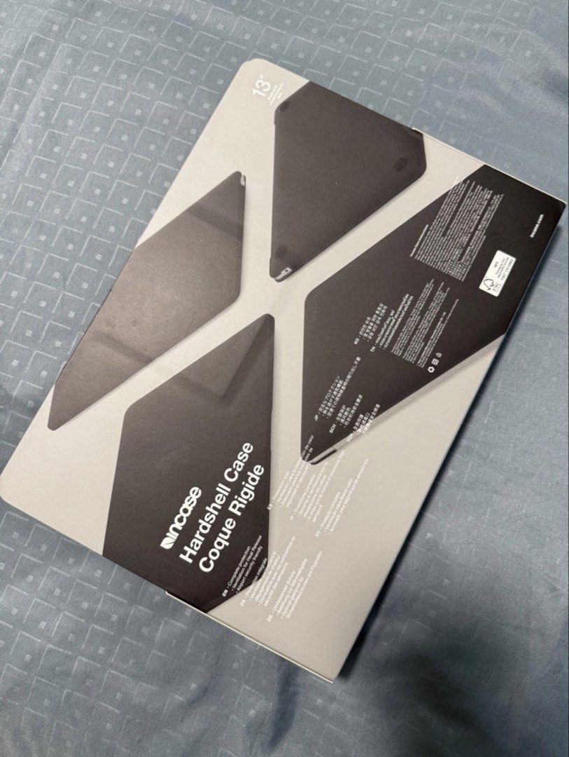 MacBook Air 13" 2020 Incase hardshell case494133969441925121