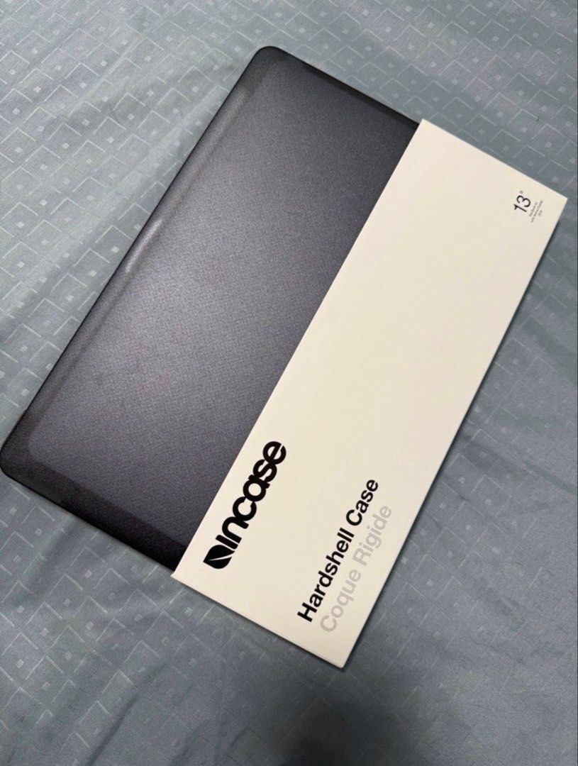 MacBook Air 13" 2020 Incase hardshell case494133969441925120