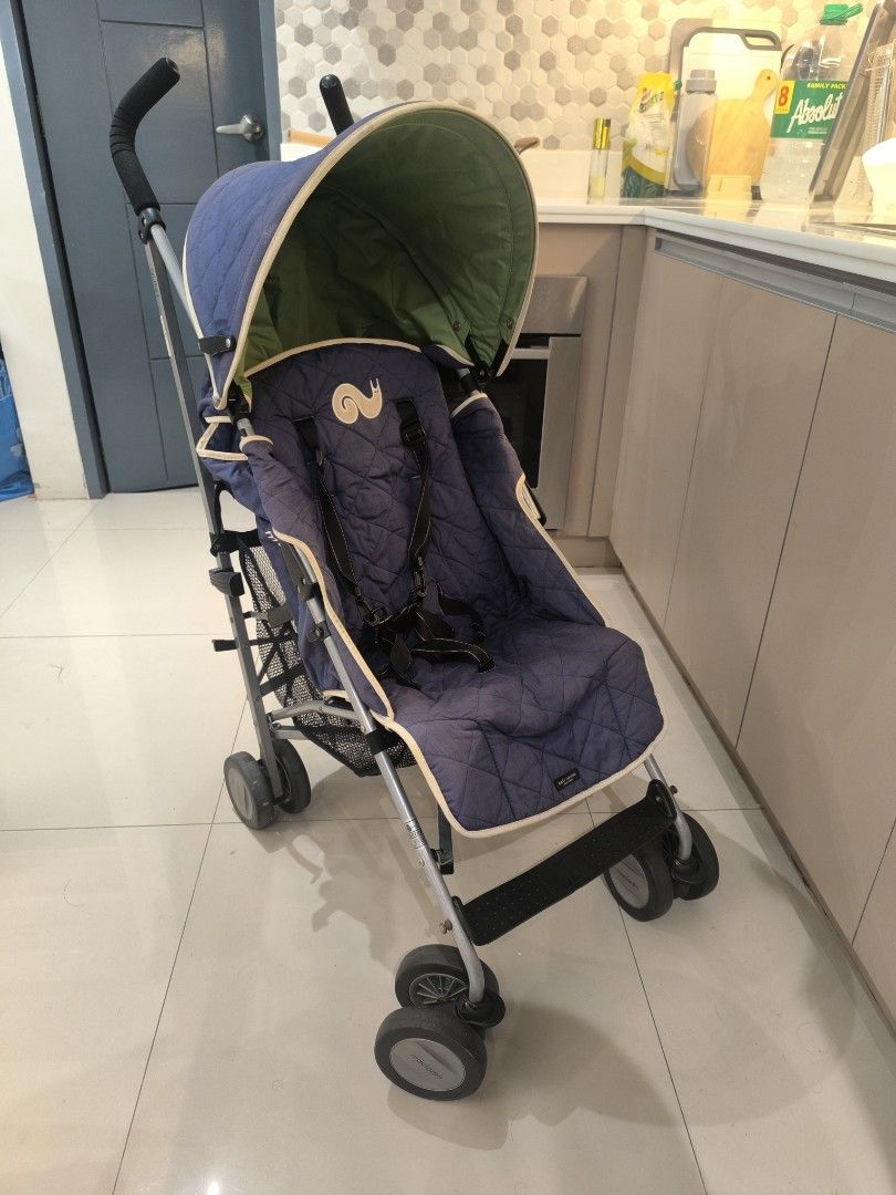 Maclaren Quest Stroller - Blue (Category: Strollers) located in Caloocan City. Submitted by silentdeer.956993 (Listing ID 1446336445, Image 1). Description: Maclaren x Kate Spade New York "Quest" Stroller (Special Edition) ​Price: ₱4,500 Original Price: ₱20,000php and above Condition: Pre-loved, good working condition (see actual photos) ​Product Details: ​Brand/Collab: Maclaren x Kate Spade New York ​Model: Quest / Happy Trails Edition ​ ​Featur