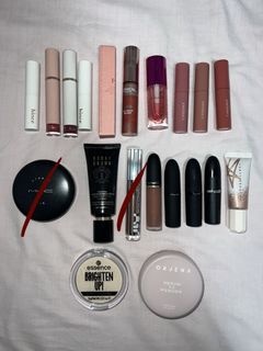 (Category: ) located in . Submitted by clothesanewlife (Listing ID 1446288288, Image 1). Description: .