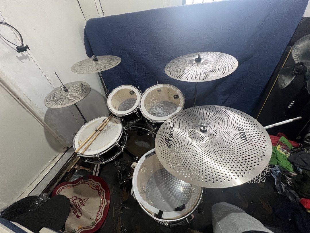 Mapex Drum Set with Cymbals (Category: Musical Instruments) located in Quezon City. Submitted by zairiusd (Listing ID 1446248411, Image 3). Description: FOR SALE‼️ 30k PESOS ONLY BOUGHT 50k IN MALL MAPEX DRUM SET ALL IN PACKAGE ARBOREA MUTE CYMBALS LIKE BRADNEW CONDITION WITH RECEIPT MAY EXTRA CYMBALS PA FROM BUNDLED WITH DRUMSTICKS UNLI CHECK SA BAHAY RFS: DI MASYADO NAGAGAMIT/DECLUTTERING LOCATION QC BATASAN/COMMONWEALTH - Full drum kit from Ma
