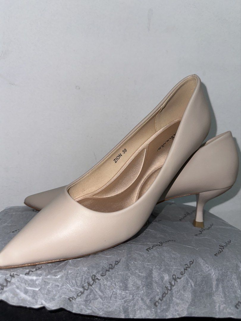 Matthews ZION Heels Size 38 (Category: Heels) located in Imus. Submitted by cnpagente (Listing ID 1446302137, Image 3). Description: - Matthews heels, model ZION - Size 38 - Classic pointed toe - Comfortable low kitten heel - Neutral beige/nude color - Ideal for work or casual outfits - Only worn once (graduation).