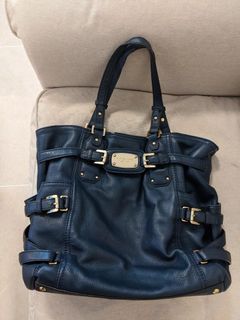 （分類：）位於 。 由 lovinglyshark 提交（商品編號 1446289713，圖片 1）。簡介： 。