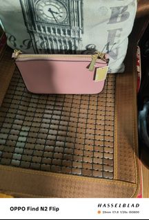 (Category: ) located in . Submitted by catherine.ng.142035 (Listing ID 1446240782, Image 1). Description: .