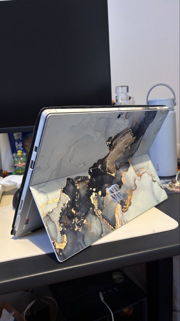 Microsoft Surface Pro 6 Intel i5 8GB RAM493848799992227842