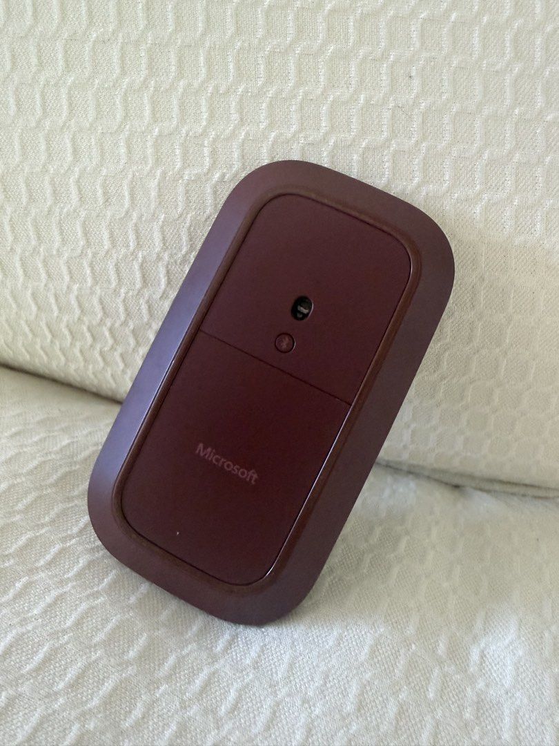 Microsoft Wireless Mobile Mouse 3500 - Burgundy493483063331399681