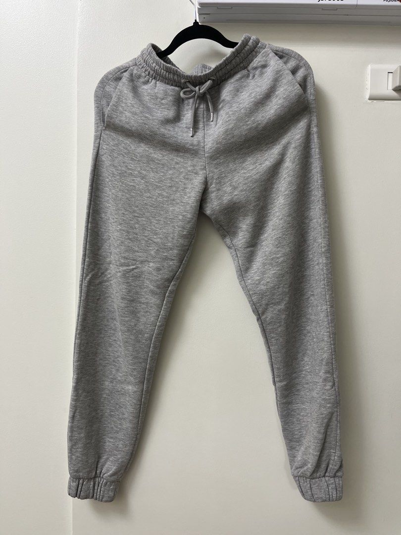 Monki pants (Category: Other Bottoms) located in Taguig. Submitted by clutterco (Listing ID 1446316164, Image 1). Description: 💯 Authentic Price is negotiable, send your best offer! 📦 Shipping Options: • Lalamove: Pay upon pickup • J&T Express: Payment required before shipping Got questions? Feel free to message me anytime! 😊 ♡ clutter.co.