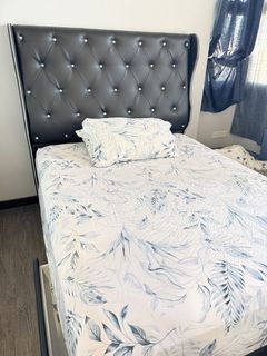(Category: ) located in . Submitted by sggifts_ (Listing ID 1446259975, Image 1). Description: .
