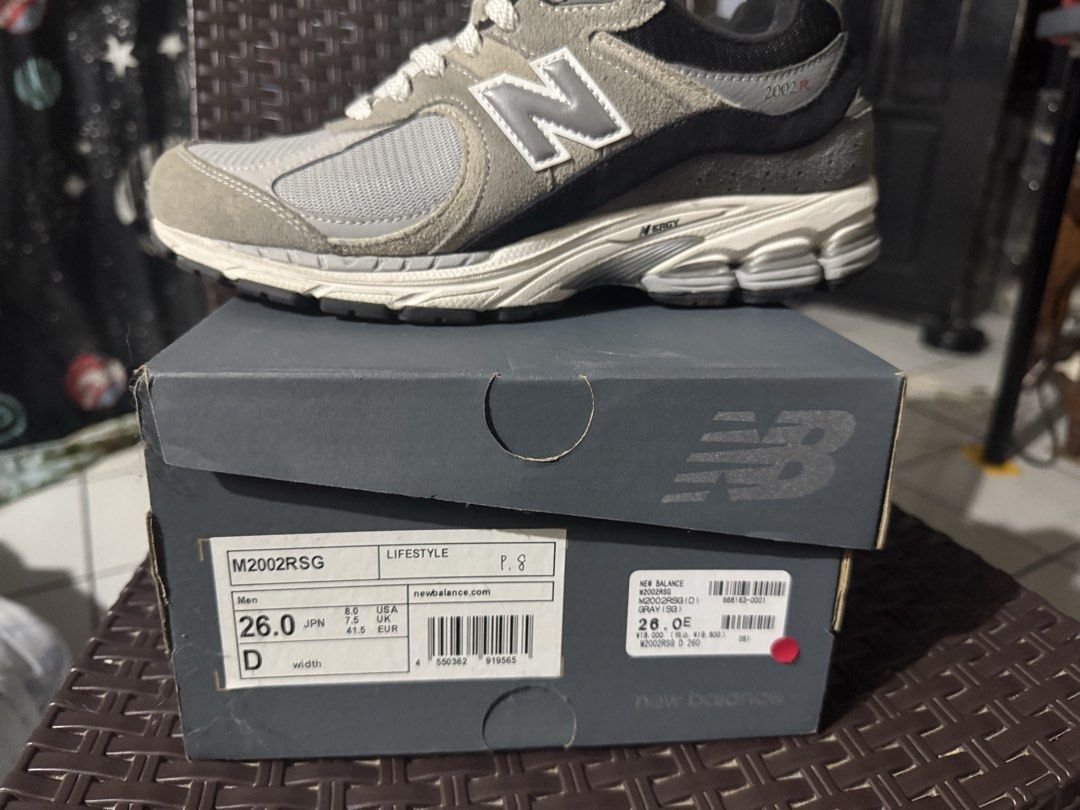 New Balance 2002R Slate Grey (Category: Sneakers) located in Pateros City. Submitted by berto666 (Listing ID 1446221531, Image 3). Description: - Brand: New Balance - Model: 2002R - Color: Slate Grey - Size: Men's 26.0cm (US 8, UK 8, EU 41.5) - Condition: Great for everyday wear - Includes: Original box, bought from Japan.