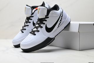 (Category: ) located in . Submitted by factory.shoes.outlet (Listing ID 1446179462, Image 1). Description: .
