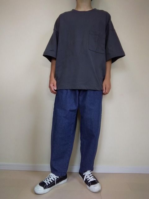 NP124-GU MEN'S DENIM BALLOON PANTS (Category: Jeans) located in Bauang. Submitted by summercollectionfc (Listing ID 1446271703, Image 2). Description: ❗️𝘼𝙡𝙡 𝙙𝙚𝙩𝙖𝙞𝙡𝙨 𝙥𝙤𝙨𝙩𝙚𝙙❗️ ✨𝗚𝗨 𝗠𝗘𝗡'𝗦 𝗗𝗘𝗡𝗜𝗠 𝗕𝗔𝗟𝗟𝗢𝗢𝗡 𝗣𝗔𝗡𝗧𝗦✨ ᴄᴏᴅᴇ: ɴᴘ-124 𝐏𝐫𝐢𝐜𝐞: 𝟒𝟖𝟖 + 𝐒𝐅 𝐨𝐧𝐥𝐲 ▪️ SMALL ▪️ Good as New ▪️ No issue ▪️ W 26-33" x L 37" ▪️ BLUE 📍Location: LA UNION (New updated location) 📩DM for faster transaction 𝙿𝙰𝚈𝙼𝙴𝙽𝚃 & 𝚂𝙷�