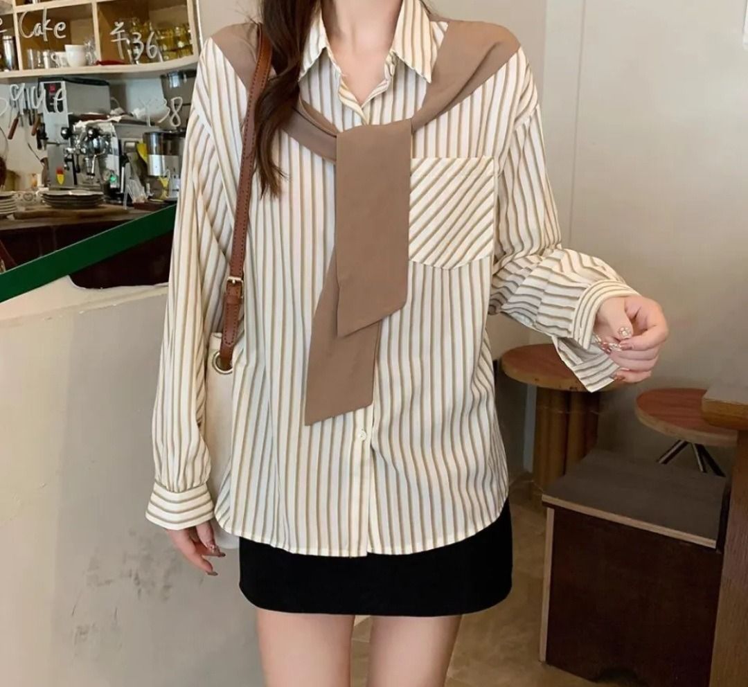 Old Money 2 in 1 Polo (Category: Longsleeves) located in Caloocan City. Submitted by tomclawset (Listing ID 1446275835, Image 1). Description: Perfect pair with skirt or trouser!! Good condition! Cotton knit ang fabric nung dark brown the stripes is soft cotton-linen.