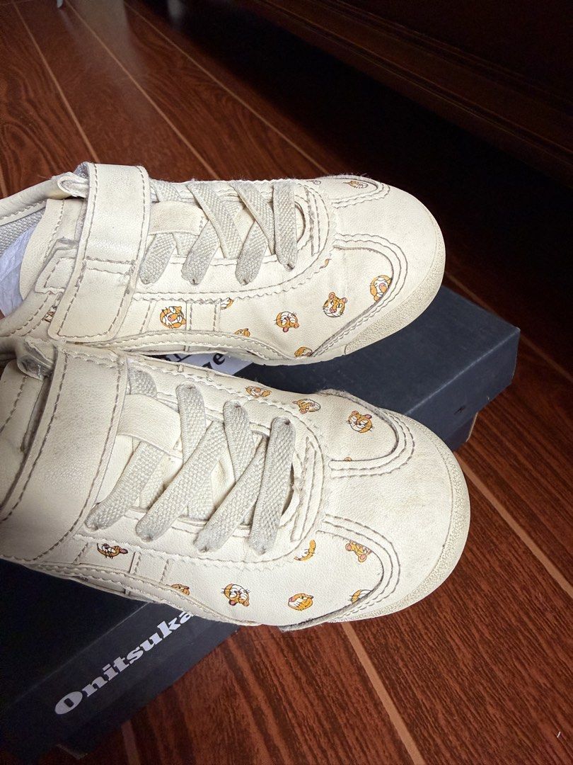 Onitsuka Mexico 66 Kids 17cm (Category: Babies & Kids Fashion) located in Candaba. Submitted by decklattering (Listing ID 1446194699, Image 3). Description: From Japan Size K10 or 17 cm Still pretty but outgrown already.