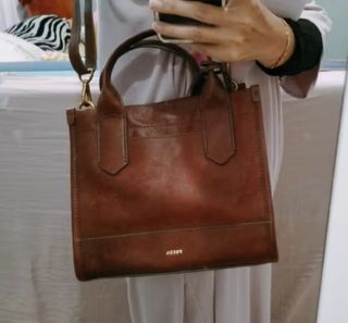 (Kategori: ) berada di . Dikirim oleh clara.turtle (ID iklan 1446221708, Gambar 1). Deskripsi: .