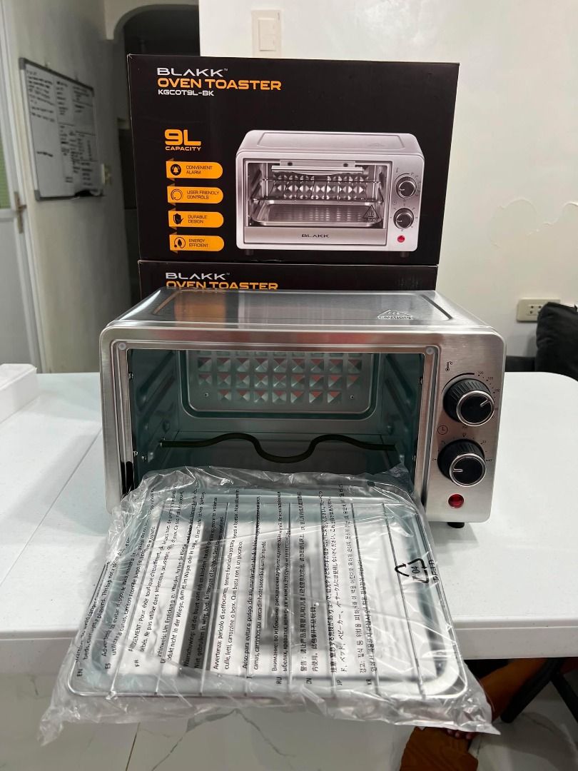 Oven Toaster - Blakk 9L (Category: Ovens & Toasters) located in Manila. Submitted by entiretyph (Listing ID 1446215266, Image 2). Description: Blakk Oven Toaster 9L KGCOT9L-BK 🍞 Bake, Toast, and Reheat with Ease! 🍕 Enjoy quick and convenient cooking with the Blakk Oven Toaster 9L KGCOT9L-BK. Designed for everyday use, this compact yet versatile oven toaster is perfect for preparing breakfast, snacks, baked treats, and reheating meals. Its 9-lit