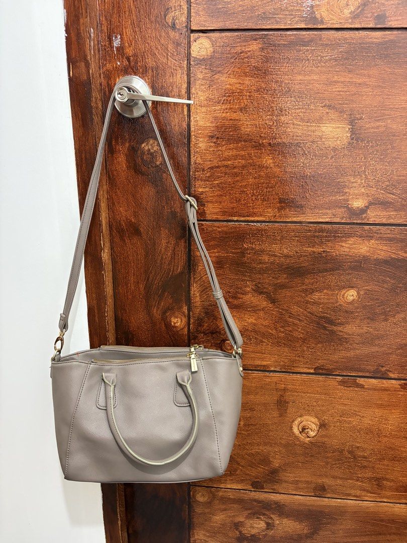 Passage Mignon Handbag/ Crossbody Bag (Category: Cross-body Bags) located in Manila. Submitted by blyonlineshop (Listing ID 1446271972, Image 3). Description: Passage Mignon bags are stylish, affordable Japanese lifestyle accessories known for practical everyday totes, chic 2-way shoulder designs, and popular character collaborations..