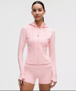 (Category: ) located in . Submitted by clothesforcash (Listing ID 1427272369, Image 1). Description: .