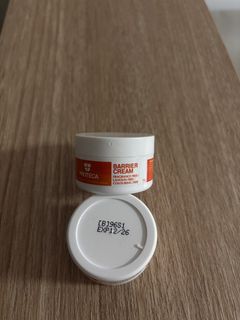 （分類：）位於 。 由 yanwyanw 提交（商品編號 1446327980，圖片 1）。簡介： 。