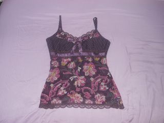 (Category: ) located in . Submitted by heartstrings.wear (Listing ID 1444722046, Image 1). Description: .