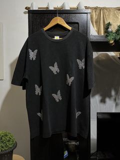 (Category: ) located in . Submitted by clothing_shoes24 (Listing ID 1446269900, Image 1). Description: .