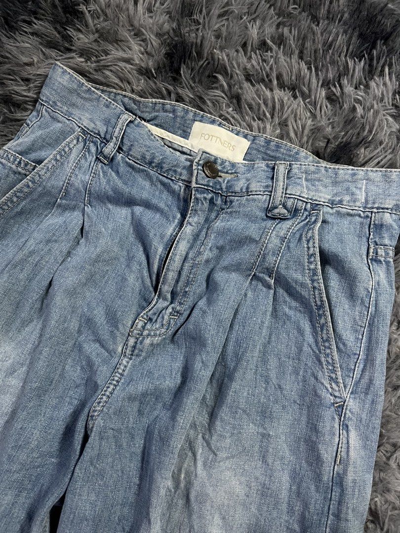 Random Pants (Category: Jeans) located in Cebu City. Submitted by nan_regs (Listing ID 1446202521, Image 2). Description: R@ND0M P@NTS Waist: 28-30 (max) Length: 42 Leg Opening: 10 .