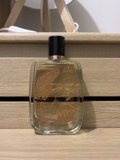 （分類：）位於 。 由 movingsaleee 提交（商品編號 1446257028，圖片 1）。簡介： 。