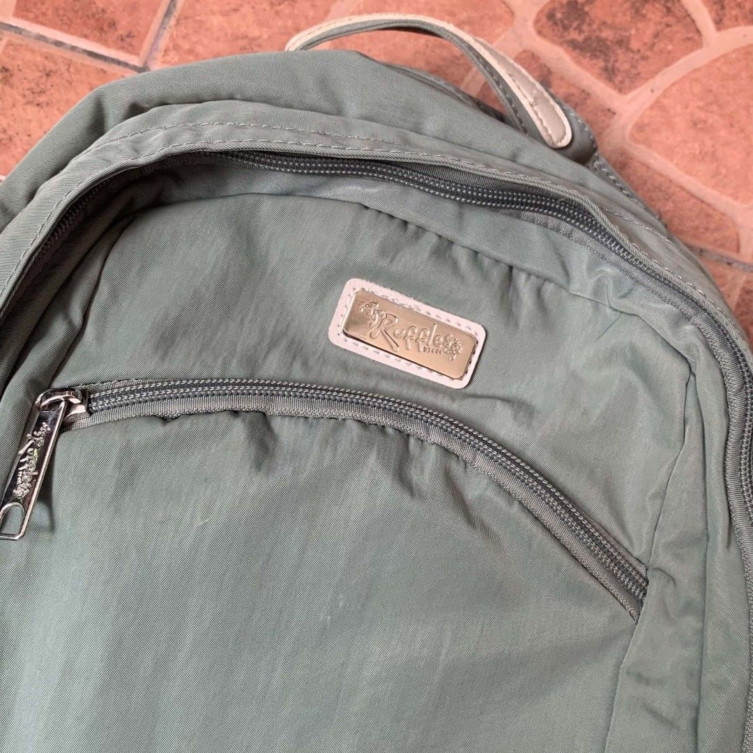 Ruffles Jillian Backpack Olive Color (Category: Backpacks) located in Caloocan City. Submitted by jamesmiguelgggg (Listing ID 1446200040, Image 2). Description: Ruffles Jillian Backpack Dimensions: Width: 12 inches Length: 15.5 inches multiple compartments can fit up to 14 inches laptop Issue/s: washable ballpen stain Condition: Excellent Mine: ₱700 + shipping fee GCash Payment only (PAYMENT FIRST) Courier: J&T or Lalamove Color may vary due to l