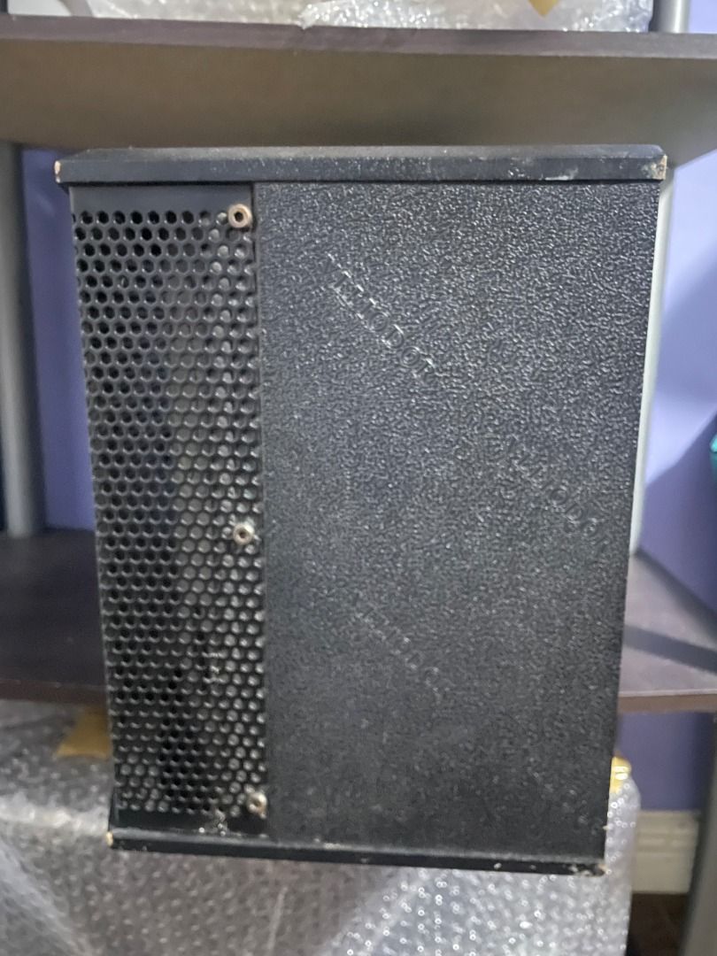 SELLING VILLIDOR PASSIVE SPEAKERS (Category: Soundbars, Speakers & Amplifiers) located in Caloocan City. Submitted by speakersforsaleee495 (Listing ID 1446214807, Image 3). Description: 🔊 Villodor PA / Karaoke Speakers (PAIR) – Like New Selling 2 Villodor passive PA speakers • Rarely used / was only used two times • Clean and no dents • Loud and has a clear sound • Ideal for karaoke, events, church, or home setup • Needs external amplifier 💰 ₱1