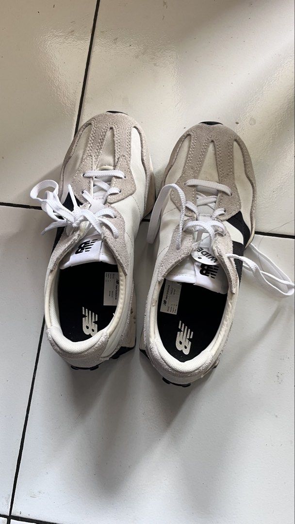 SEPATU NB CLASSIC 327 ORI TAG AMAN (Kategori: Sepatu Wanita) berada di Wonosobo. Dikirim oleh prelovedbyza1704 (ID iklan 1446178406, Gambar 2). Deskripsi: BISA NEGOOO, UKURAN 36, DUS AMAN .