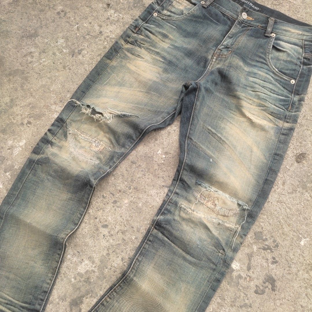 Spellbound Japanese Distressed Denim Claw marks Jeans (Category: Jeans) located in Iligan City. Submitted by youngogs (Listing ID 1446263363, Image 2). Description: waistli" 31 - 32 length" 41 thigh" 11 knee" 7.2 leg op" 6.5.