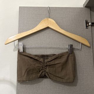 (Kategori: ) berada di . Dikirim oleh thriftbyjuni (ID iklan 1446307575, Gambar 1). Deskripsi: .