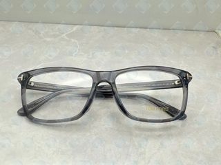 (Category: ) located in . Submitted by lens-frame-sg (Listing ID 1446282751, Image 1). Description: .