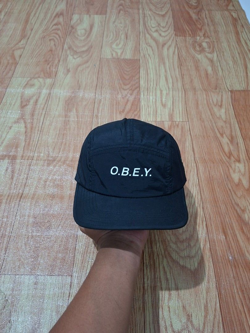 Topi obey 5 panel (Kategori: Topi) berada di Kendal. Dikirim oleh scd_kusut10 (ID iklan 1446344643, Gambar 2). Deskripsi: warna hitam gak ada minus.