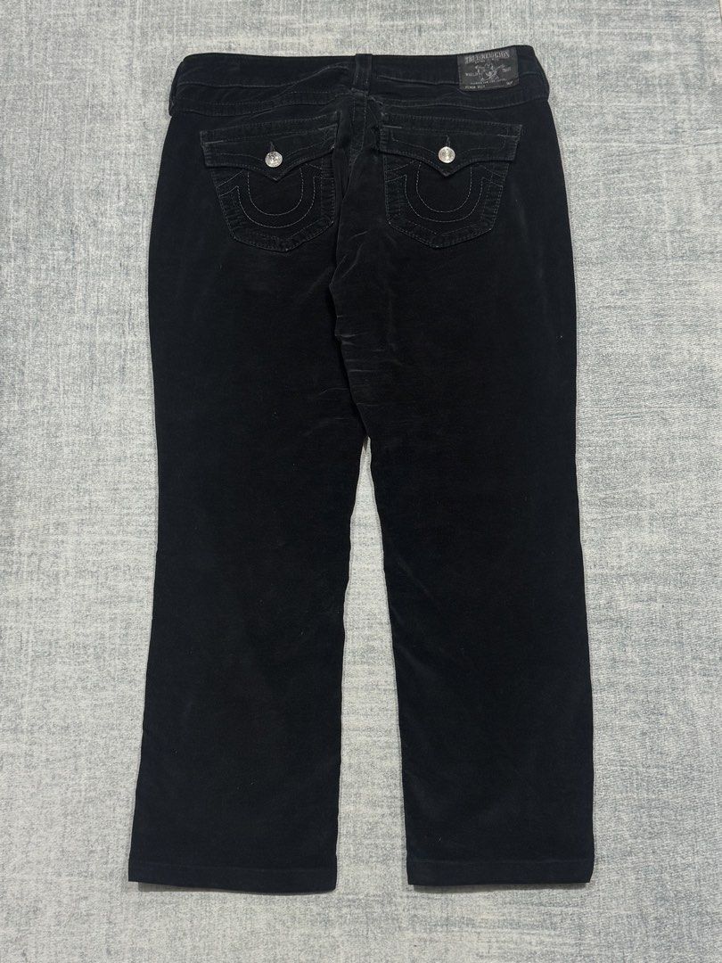 True Religion - Billy - Velvet Pants (Category: Jeans) located in Manila. Submitted by members-only (Listing ID 1446285763, Image 2). Description: True Religion Billy Velvet Pants Size: 34 waistline/bewang Length: 37" inches Leg hole: 8.5" In good condition Issue: Last 2 pic. small hole in back pocket and white stain. Still presentable . Issue adds on its character.