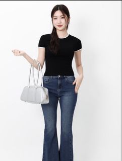 (Category: ) located in . Submitted by shopaholic_xx (Listing ID 1446333887, Image 1). Description: .