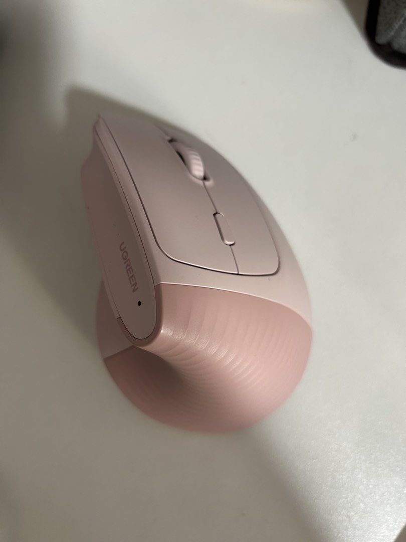 UGREEN Pink Vertical Ergonomic Wireless Mouse MS71493753594345564160