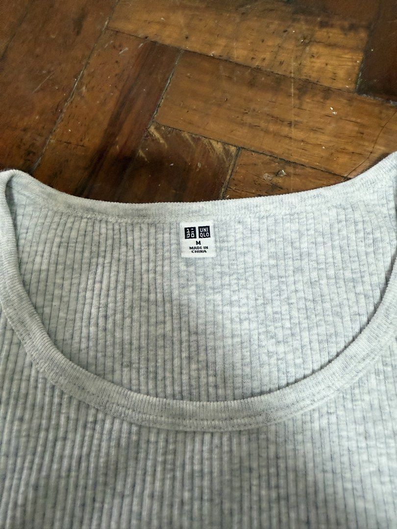 Uniqlo Grey T Shirt (Category: Shirts) located in Marikina City. Submitted by kaisells_ (Listing ID 1446200278, Image 2). Description: .
