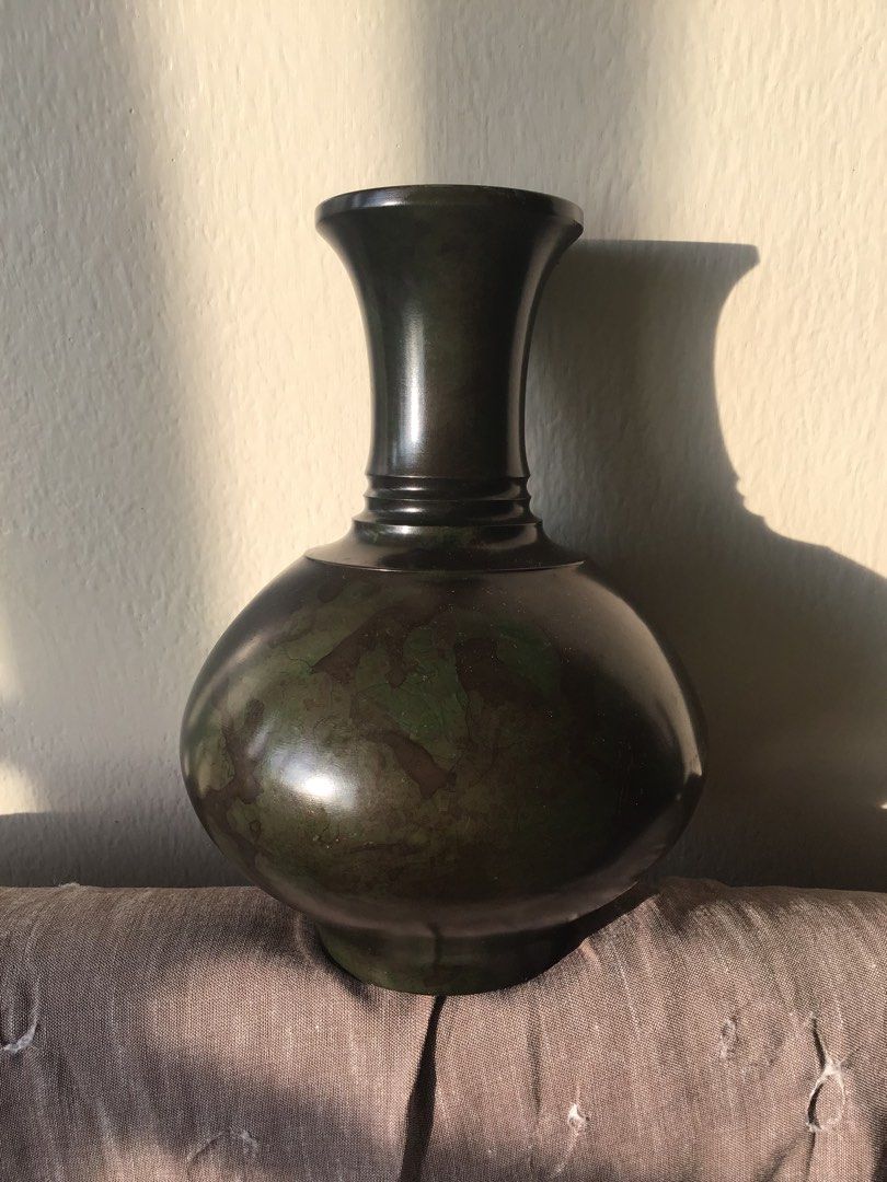 Vintage Japanese Artisan Brass Vase with Bronze & Dark Patina Finish. (Category: Vases & Decorative Bowls) located in Kuala Lumpur. Submitted by gagalamblamb_1974 (Listing ID 1446274842, Image 2). Description: - Measurements: Approximately 8” Height. - Made in Japan. - Material: Brass. - Good used condition with a dent at the Vase’s belly. Refer photos as part of the item’s description. - Item sold as it is..